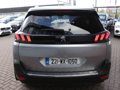 2022 Peugeot 5008