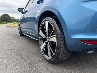 2017 Volkswagen Golf