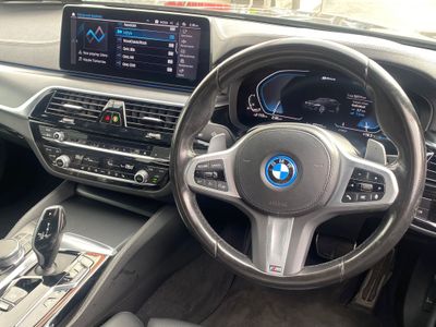 2022 BMW 5 Series
