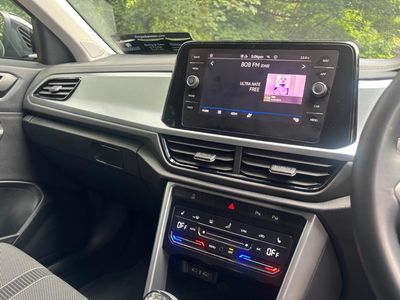 2025 Volkswagen T-Roc
