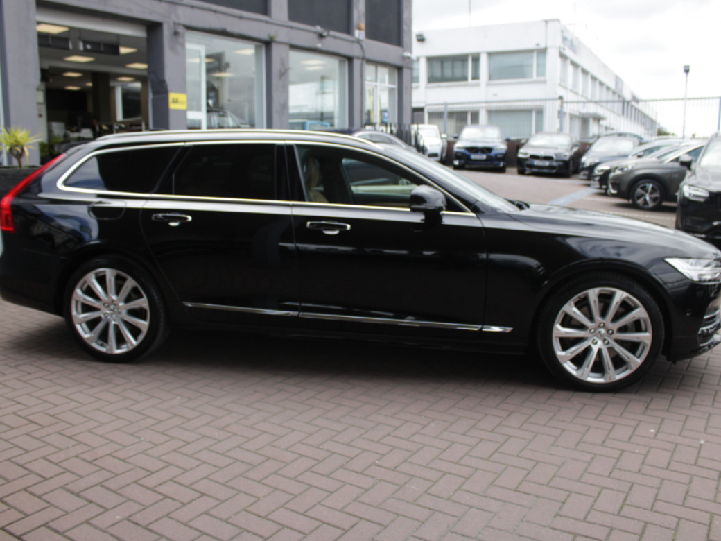 2019 Volvo V90