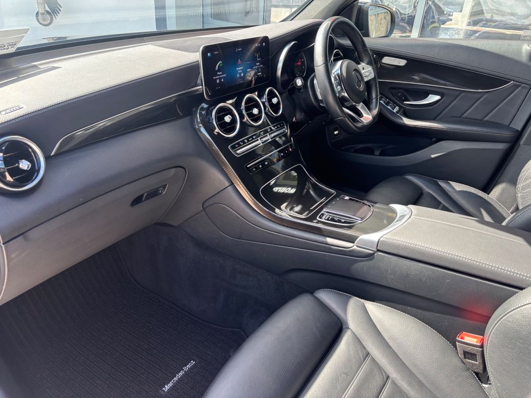 2022 Mercedes-Benz GLC Class