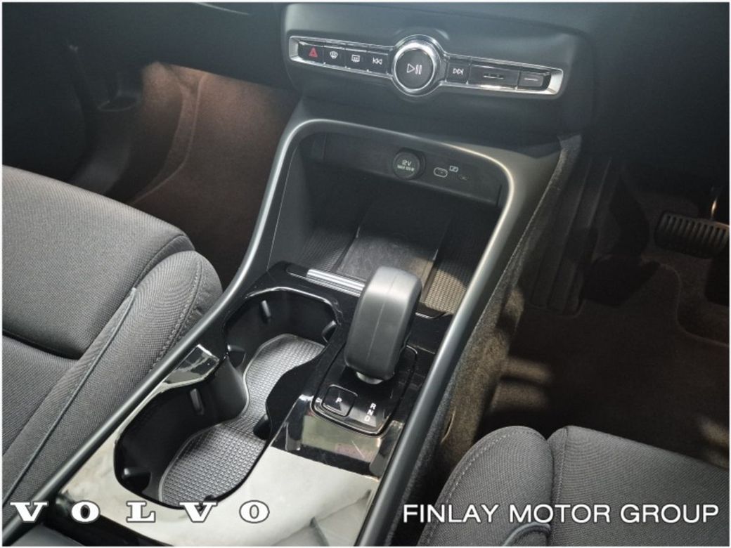 2023 Volvo C40