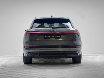 2022 Audi e-tron