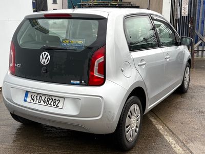 2014 Volkswagen up!
