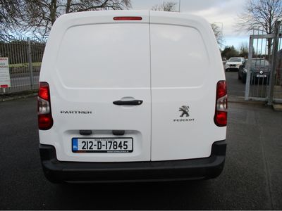 2021 Peugeot Partner