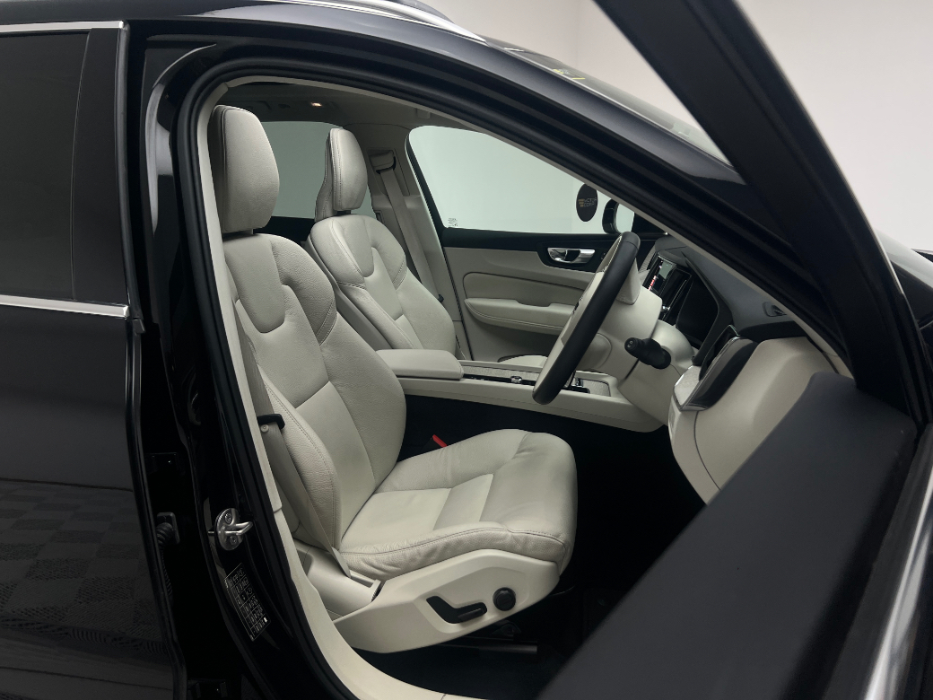 2023 Volvo XC60