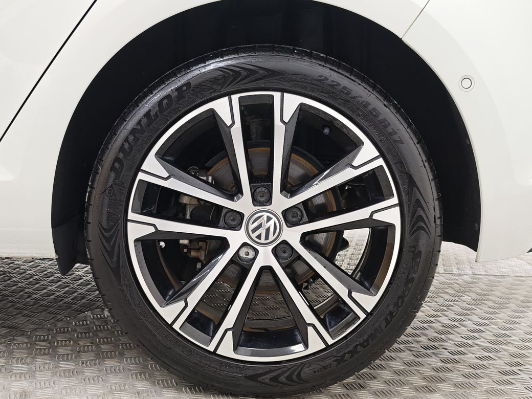 2019 Volkswagen Golf