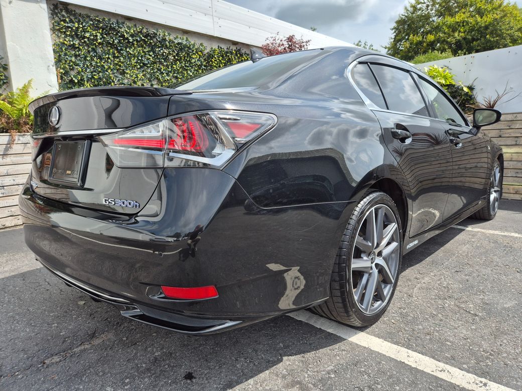 2018 Lexus GS 300H