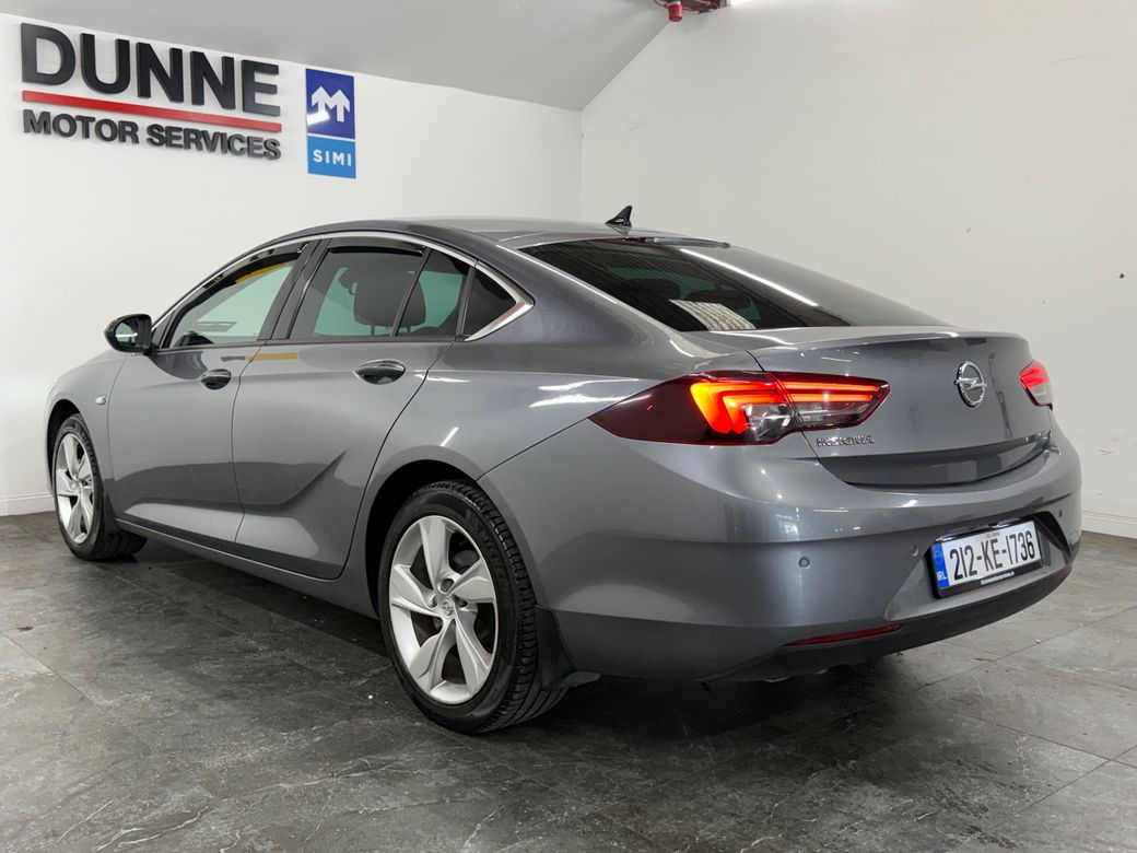 2021 Opel Insignia