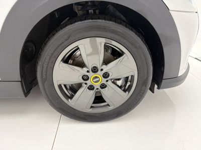 2023 Mini Hatch