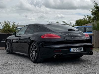 2015 Porsche Panamera