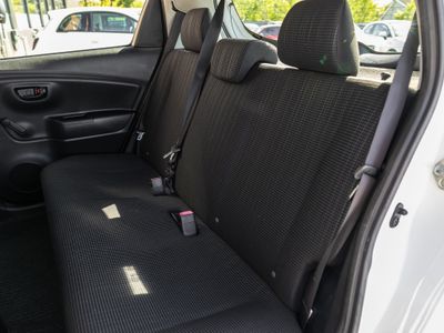 2017 Toyota Vitz