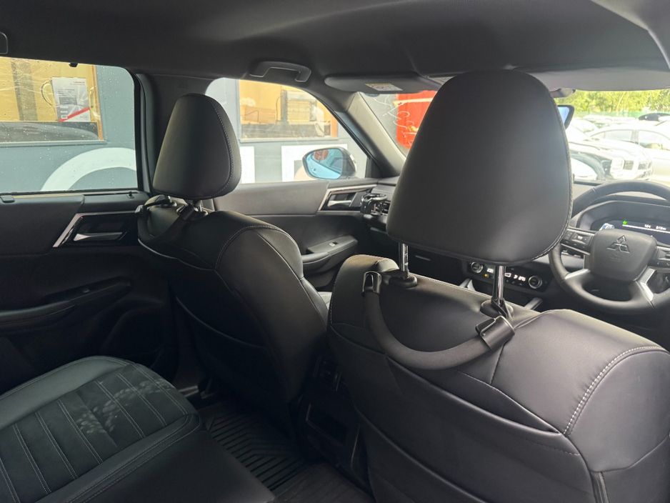 2023 Mitsubishi Outlander
