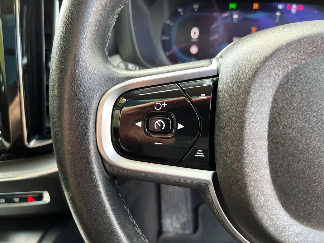 2023 Volvo XC60