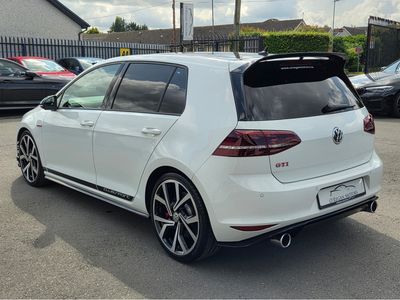 2017 Volkswagen Golf