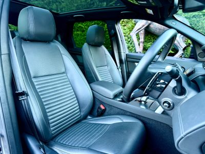 2025 Land Rover Discovery Sport