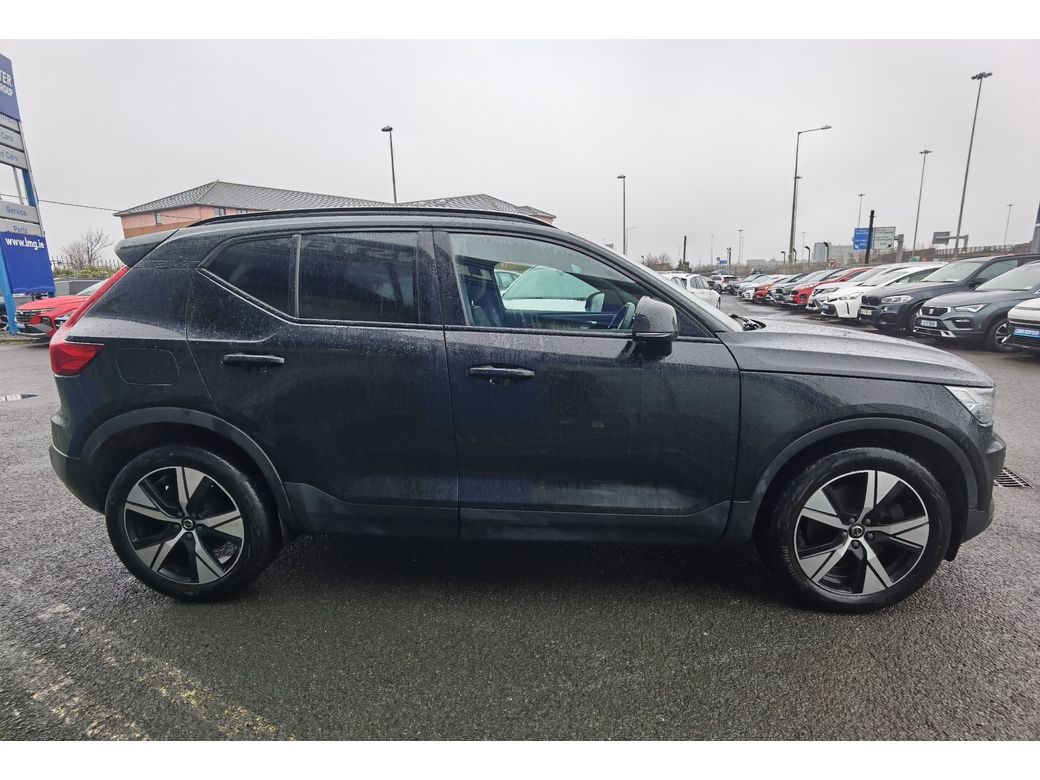 2021 Volvo XC40