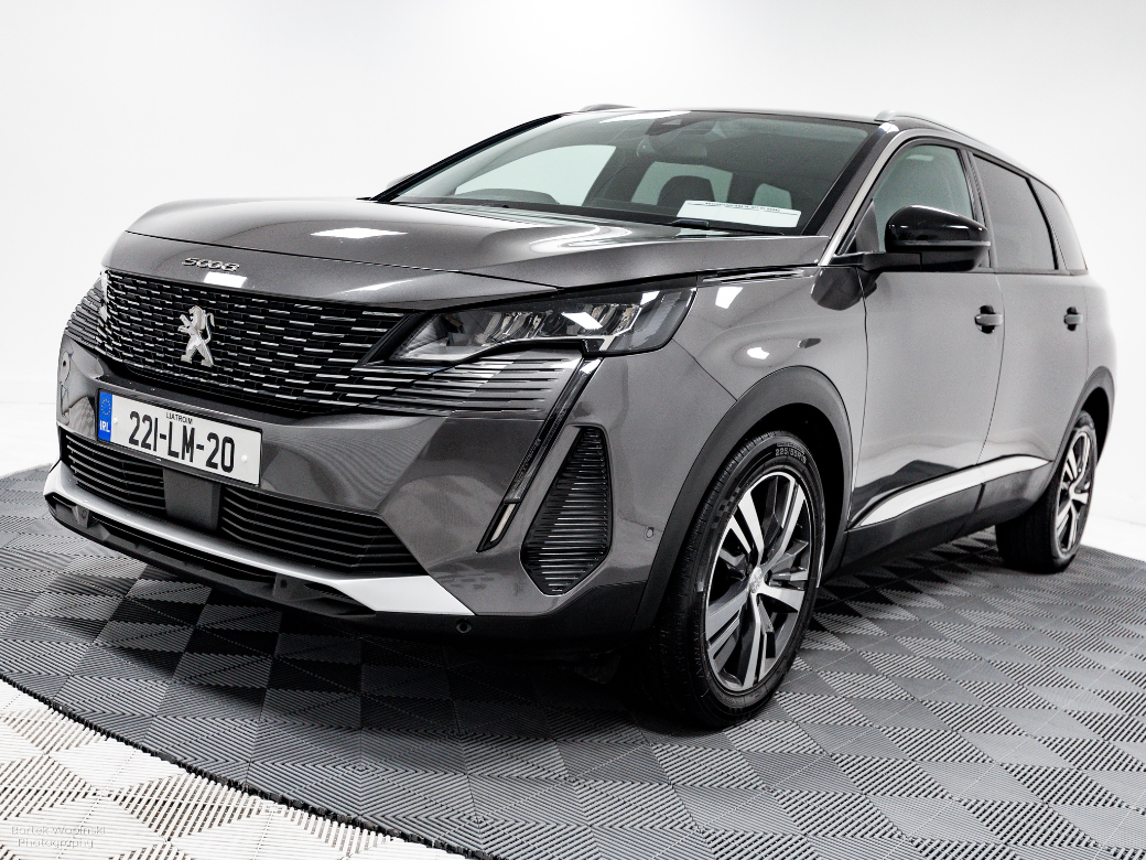 2022 Peugeot 5008