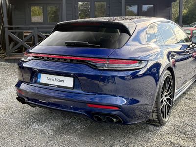 2022 Porsche Panamera