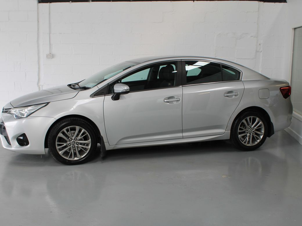 2016 Toyota Avensis