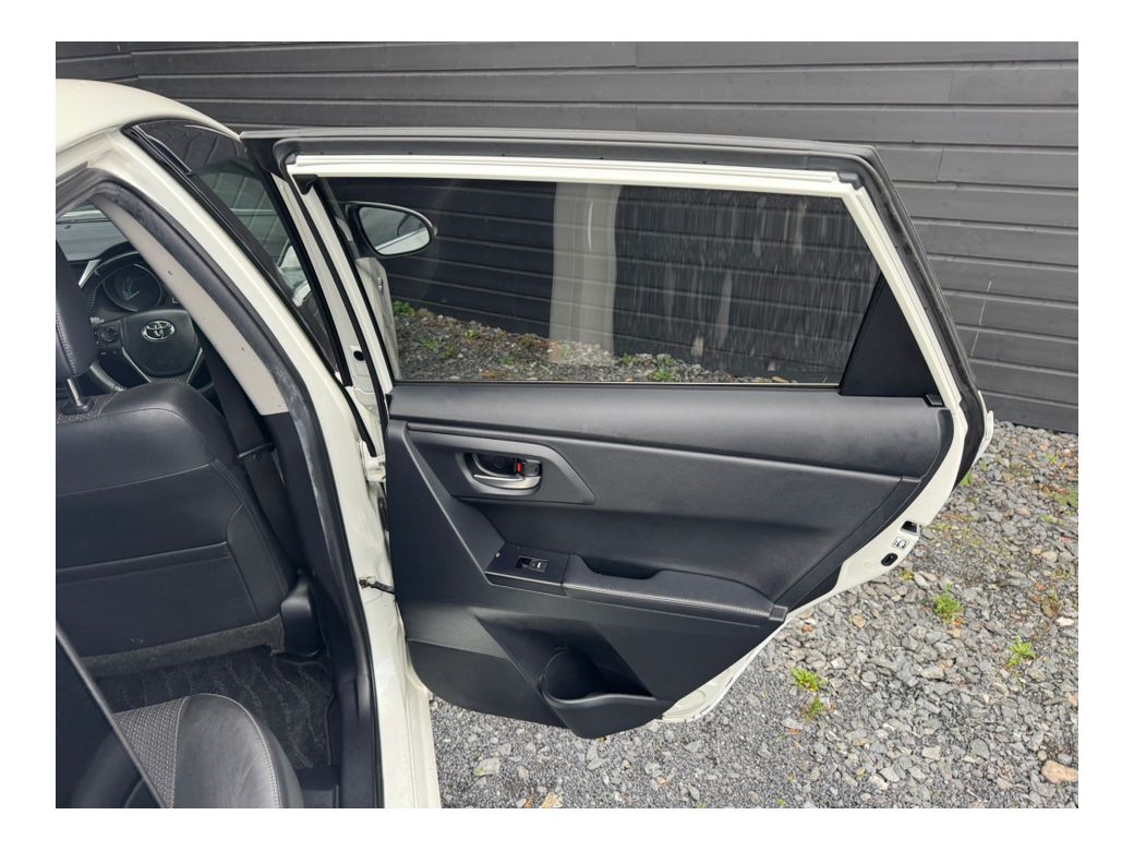 2017 Toyota Auris