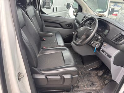 2022 Peugeot Expert