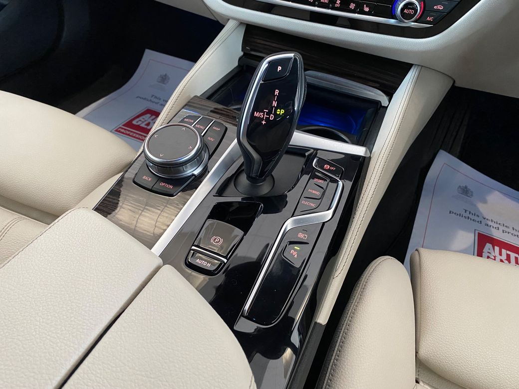 2023 BMW 5 Series