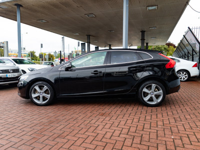 2016 Volvo V40