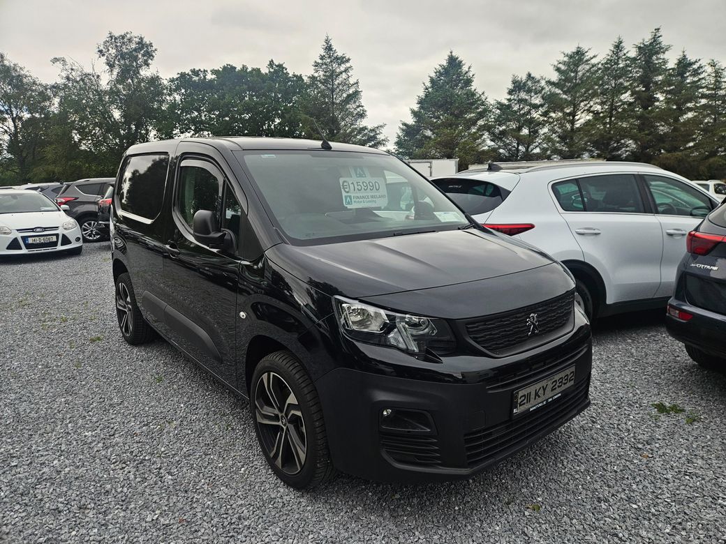 2021 Peugeot Partner