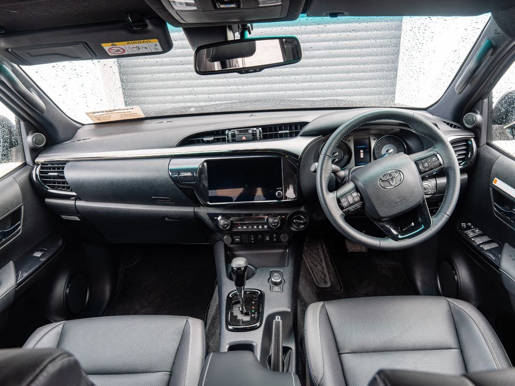2025 Toyota Hilux