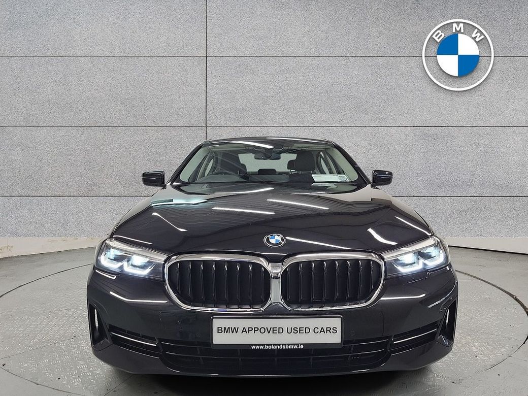 2022 BMW 5 Series