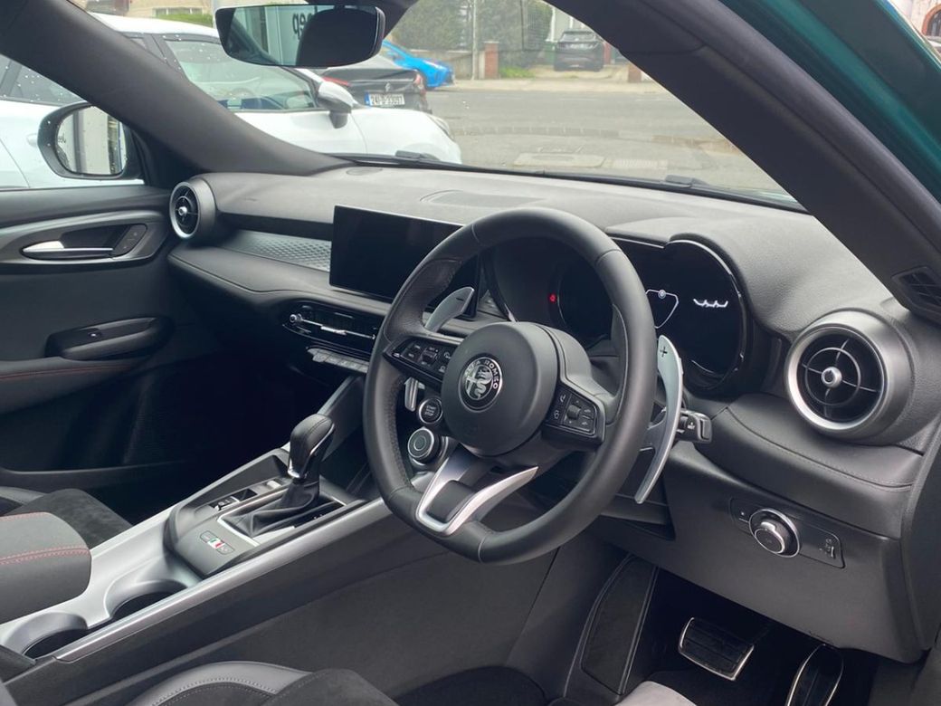 2025 Alfa Romeo Tonale