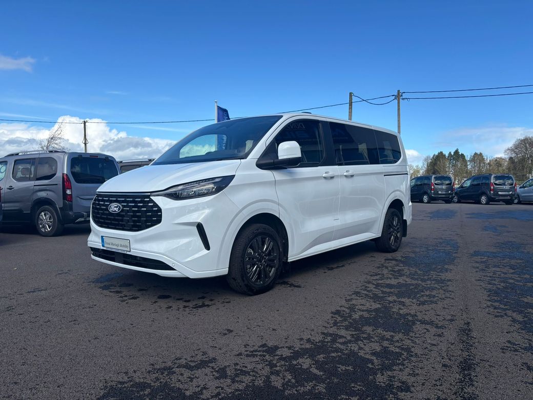 2026 Ford Tourneo Custom