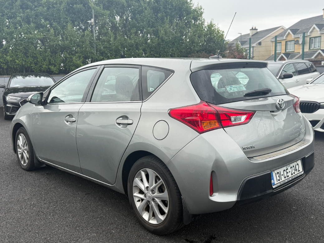 2013 Toyota Auris