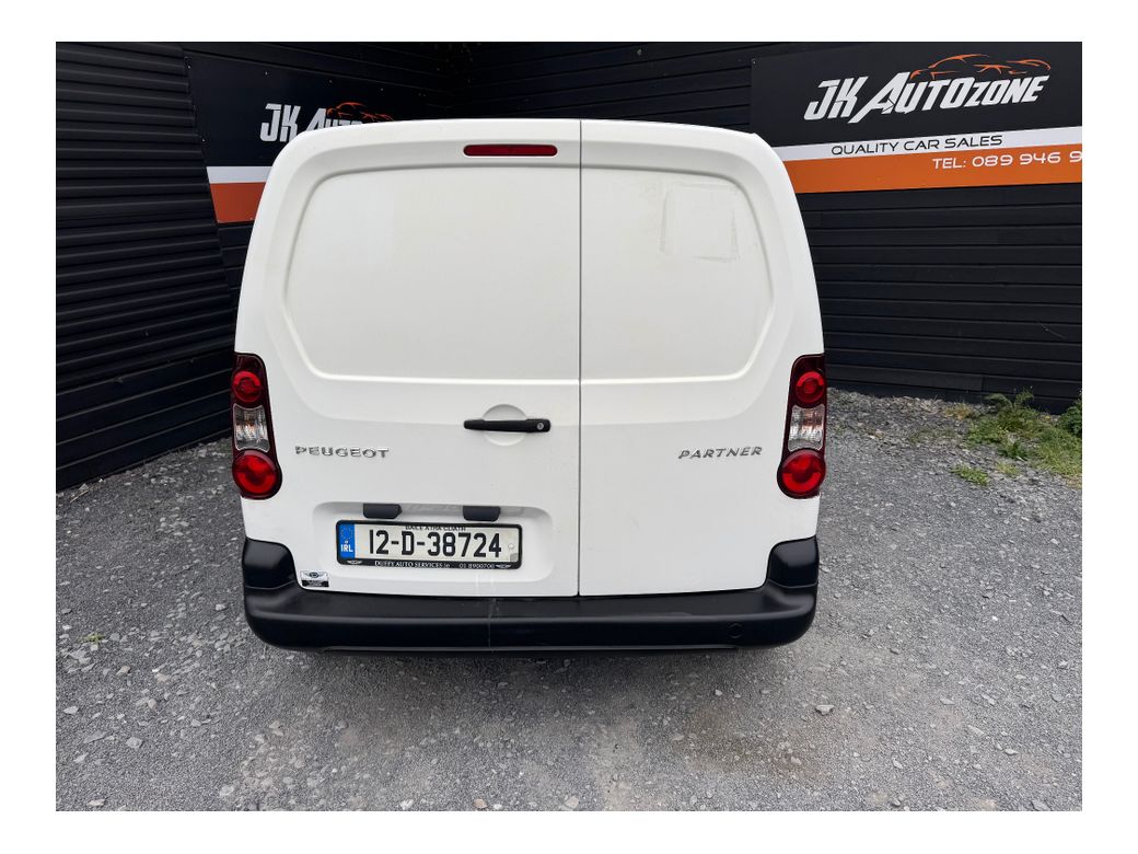 2012 Peugeot Partner