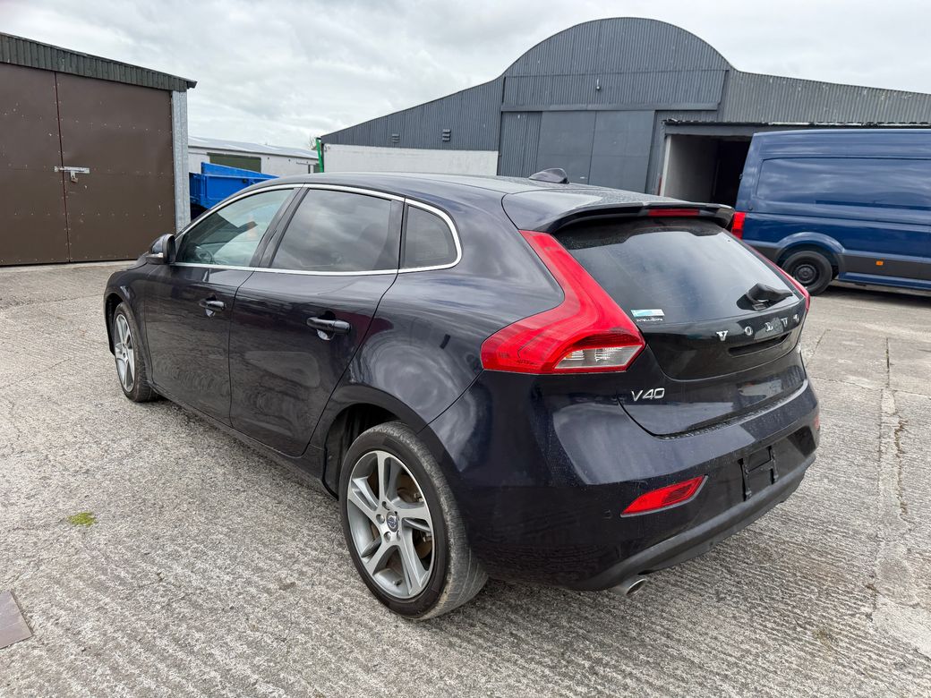 2016 Volvo V40