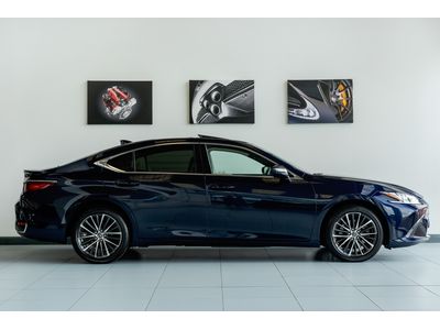 2023 Lexus ES 300h