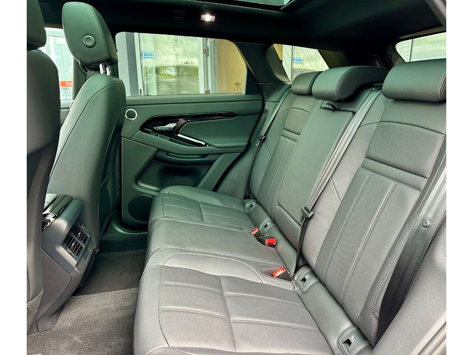 2025 Land Rover Range Rover Evoque