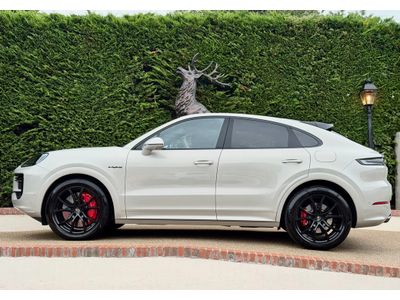 2025 Porsche Cayenne