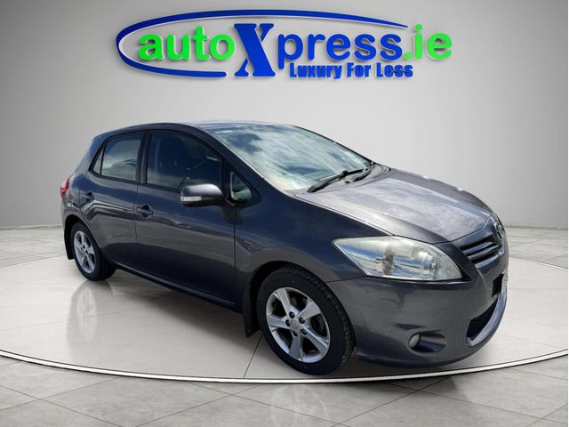 vehicle for sale from AutoXpress
