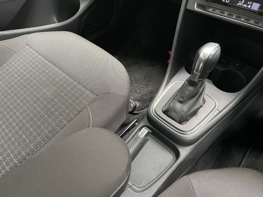 2015 Volkswagen Polo