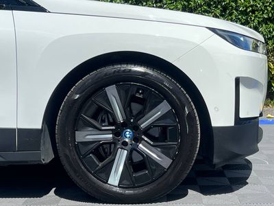 2022 BMW iX