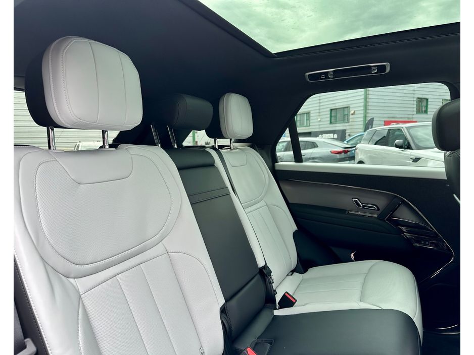 2026 Land Rover Range Rover Sport