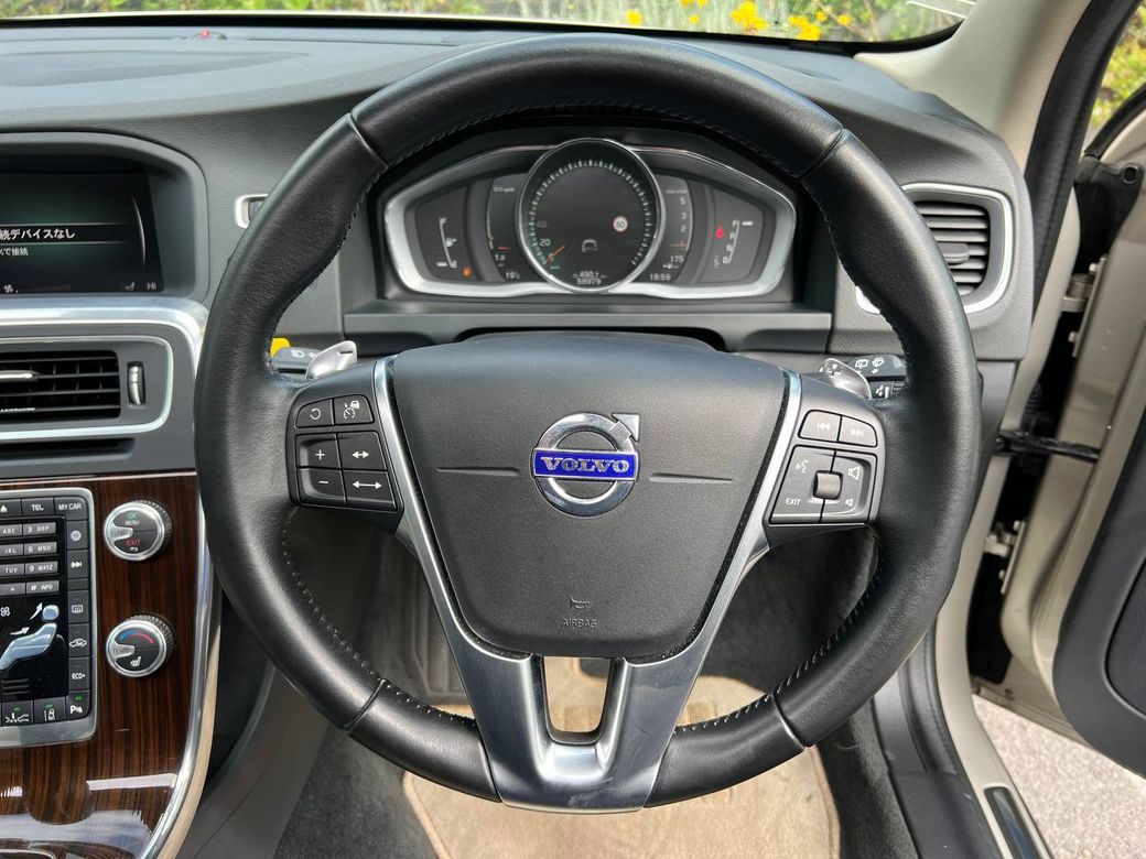 2018 Volvo V60