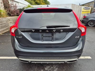 2017 Volvo V60 Cross Country