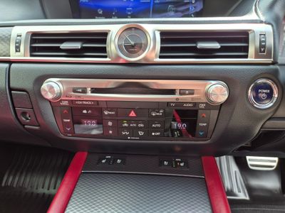 2018 Lexus GS 300H
