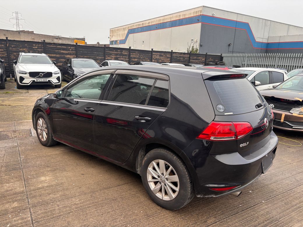 2015 Volkswagen Golf