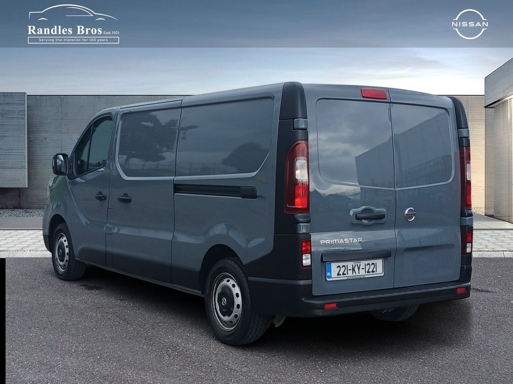 2022 Nissan Primastar