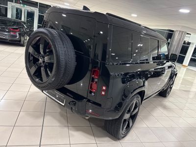 2025 Land Rover Defender